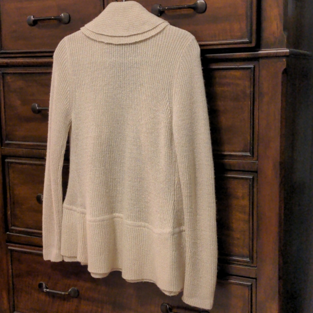 Cardigan - Picture 4 of 6